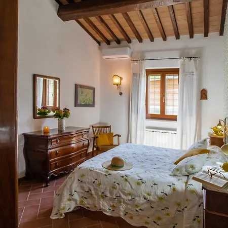 La Collina Degli Ulivi 8&2, Emma וילה