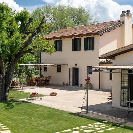 Villa La Collina Degli Ulivi 8&2, Emma *