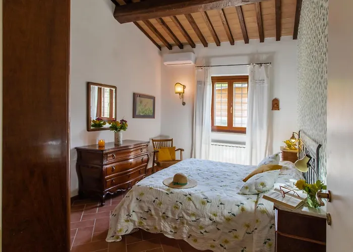 La Collina Degli Ulivi 8&2, Emma Villa