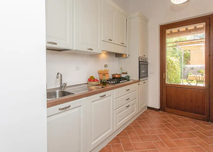 La Collina Degli Ulivi 8&2, Emma Villa Montefalco