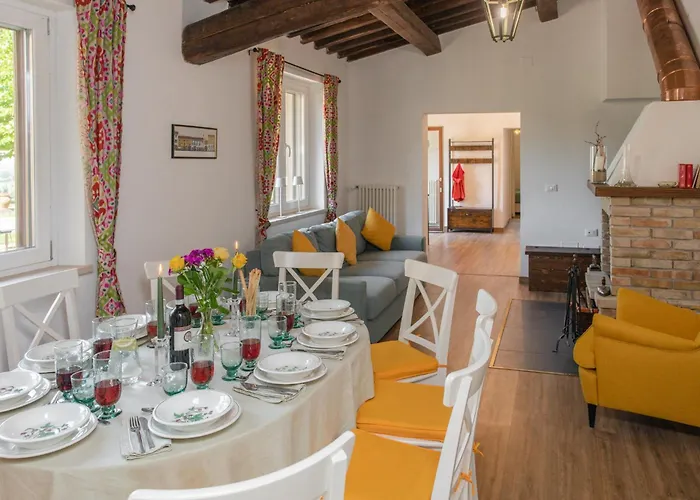 La Collina Degli Ulivi 8&2, Emma Villa