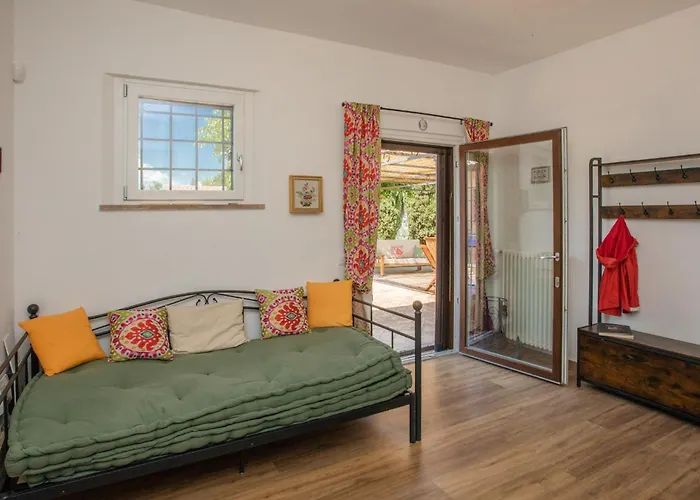 La Collina Degli Ulivi 8&2, Emma Villa *